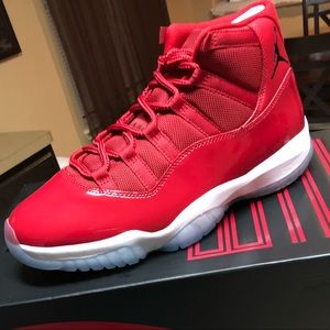 Meet your Posher, Raul